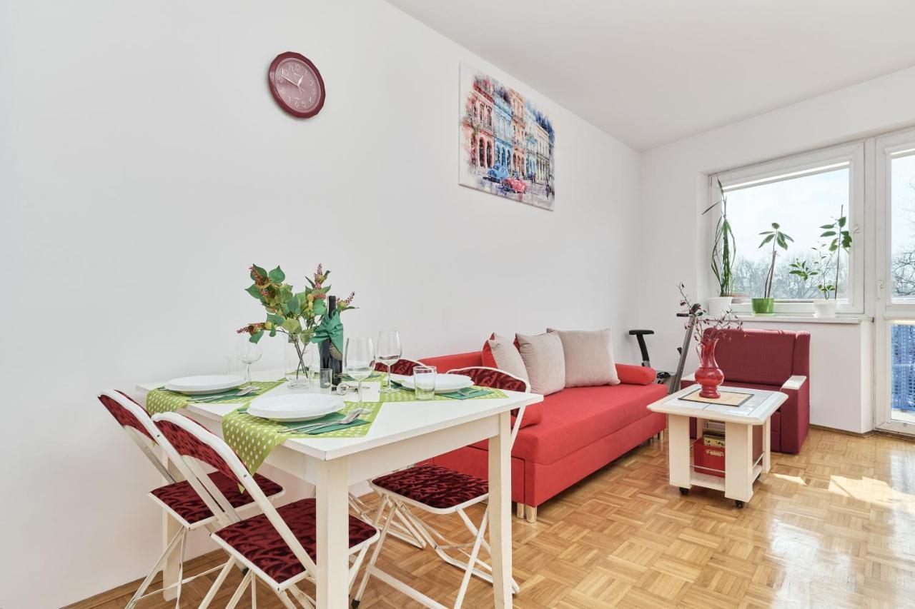 Apartments Wroclaw Legnicka By Noclegi Renters Luaran gambar