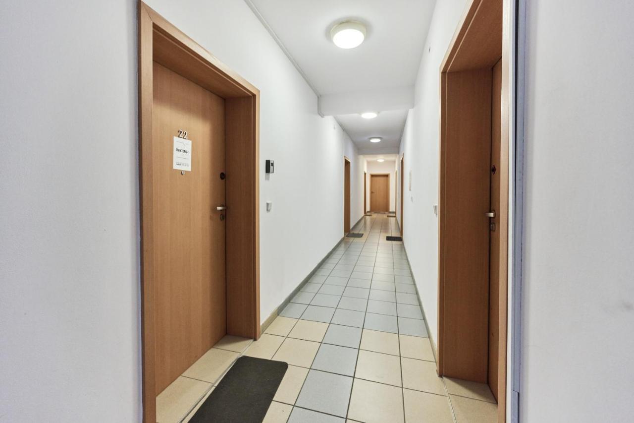 Apartments Wroclaw Legnicka By Noclegi Renters Luaran gambar