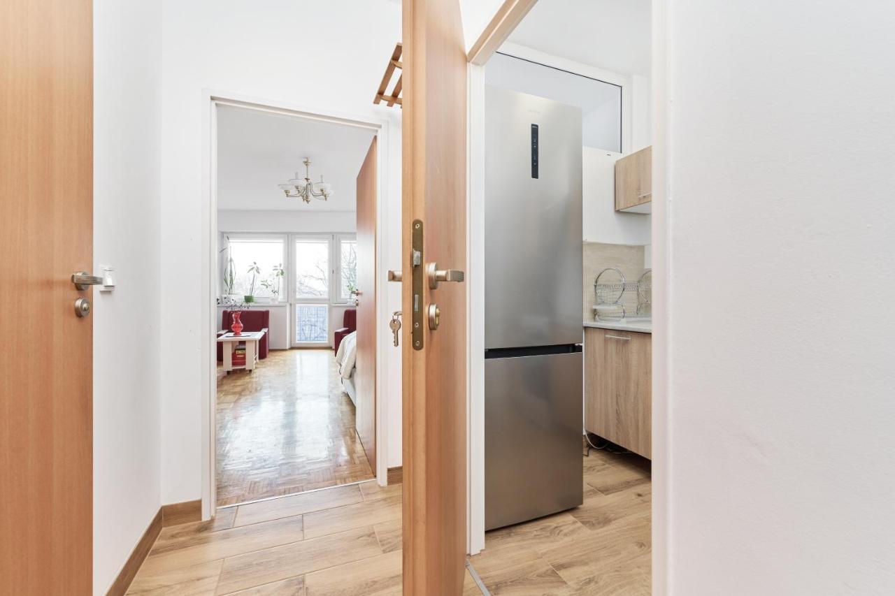 Apartments Wroclaw Legnicka By Noclegi Renters Luaran gambar