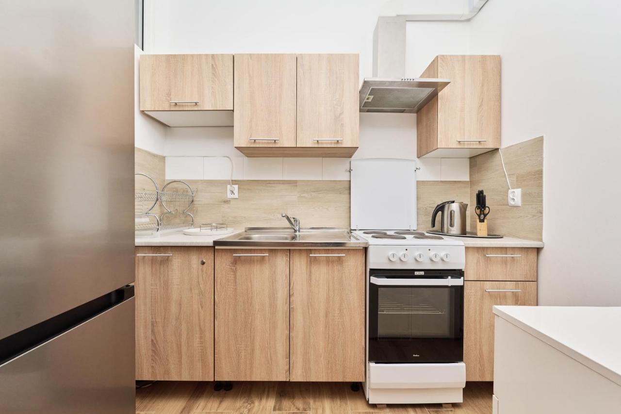Apartments Wroclaw Legnicka By Noclegi Renters Luaran gambar